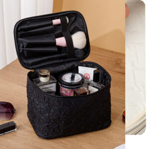 Large Capacity Black Travel Makeup Bag - Portable Cosmetic Organizer, Stain-Resistant